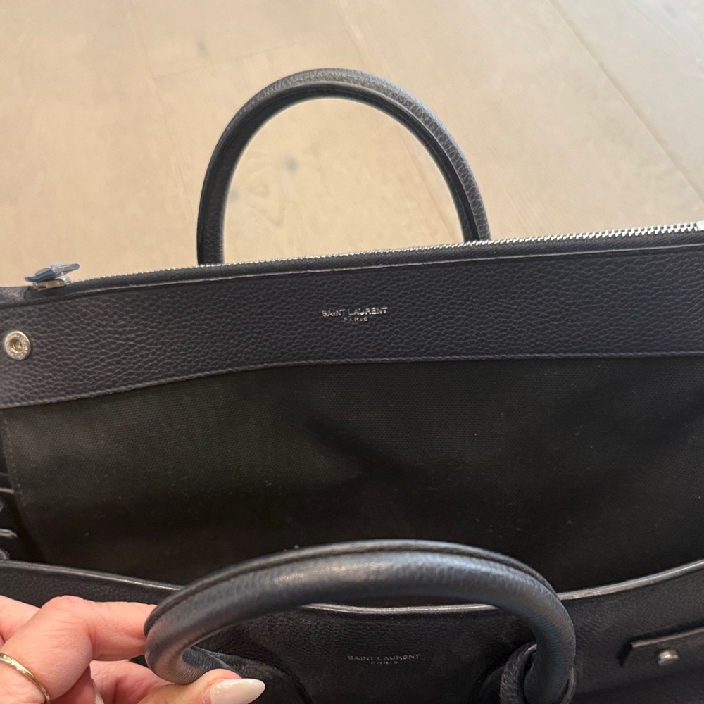 Saint Laurent Navy Sac De Jour in Small - Picture 4 of 5